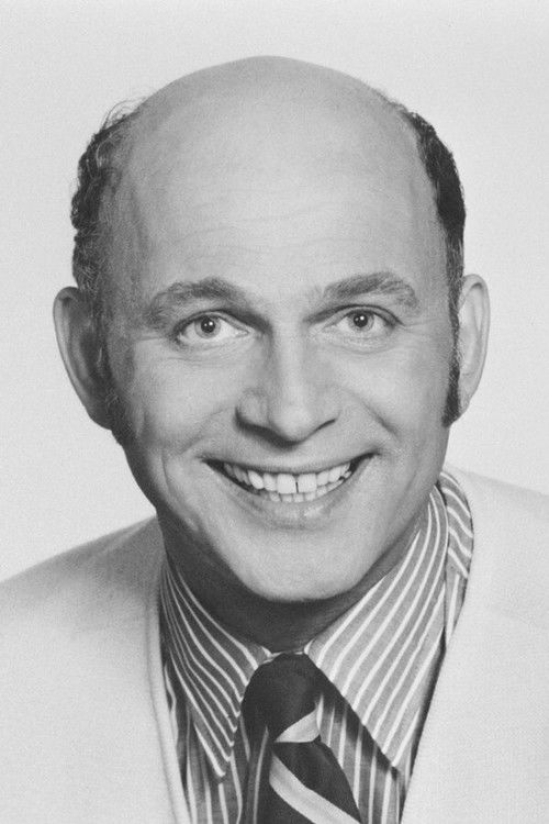 Photo of Gavin MacLeod
