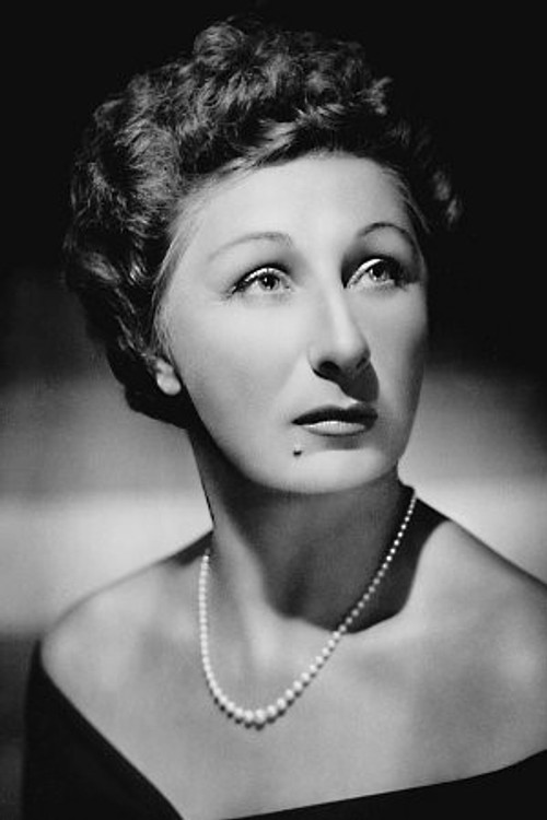 Photo of Judith Anderson