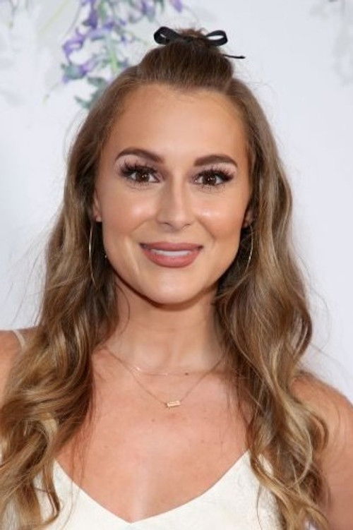 Photo of Alexa PenaVega