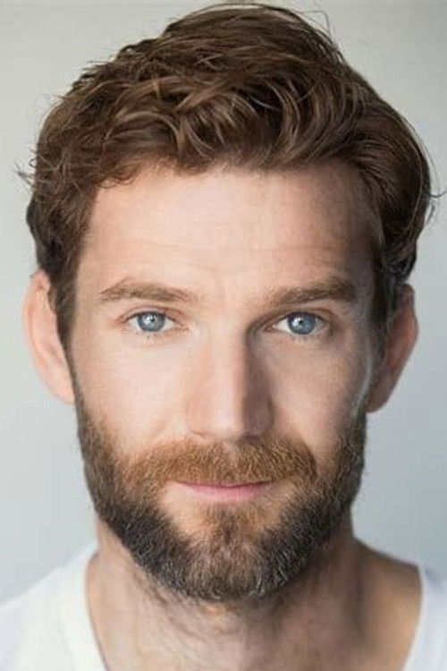 Photo of Simon Harrison