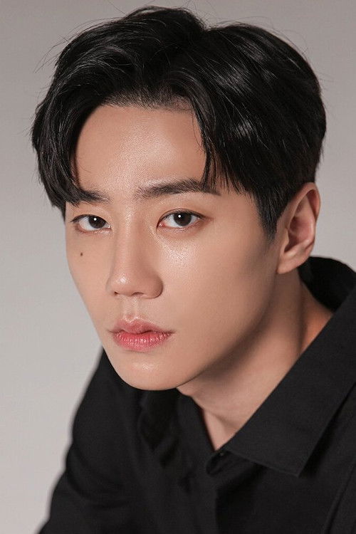 Photo of Lee Jun-young
