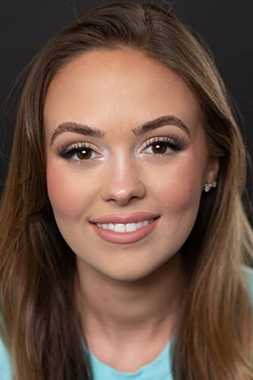 Photo of Calli Taylor