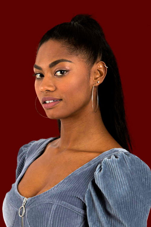 Photo of Nía Correia