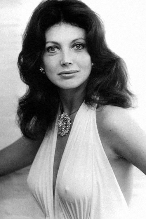 Photo of Gayle Hunnicutt