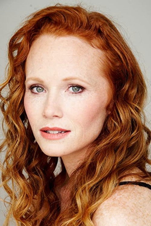 Photo of Raelee Hill