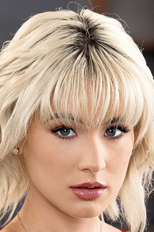 Photo of Jessie Saint