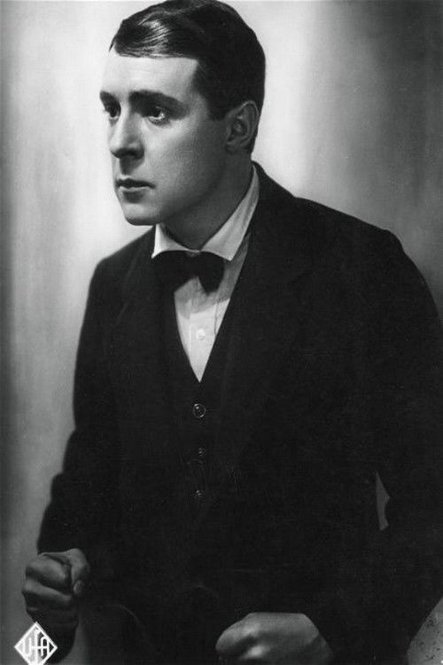 Photo of Robert Arnoux