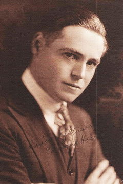 Photo of Edward Hearn