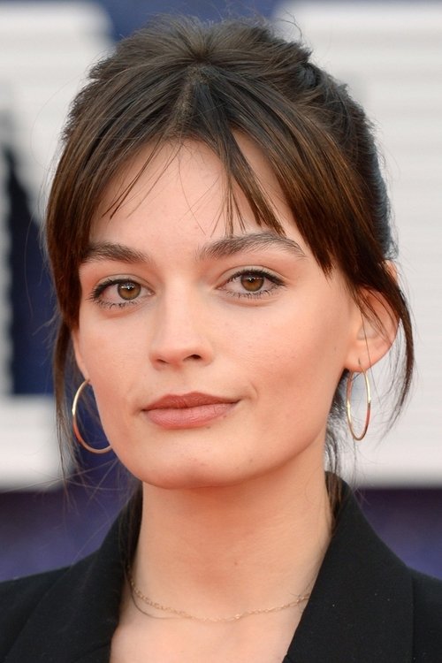 Photo of Emma Mackey