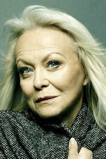 Photo of Jacki Weaver