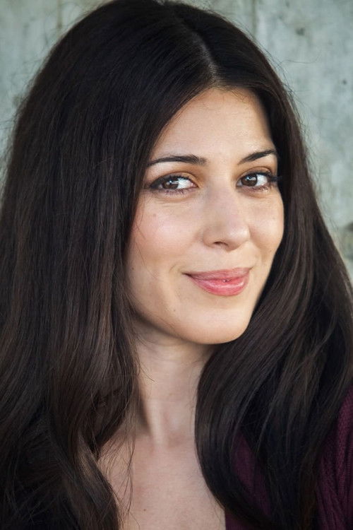 Photo of Elizabeth Tabish