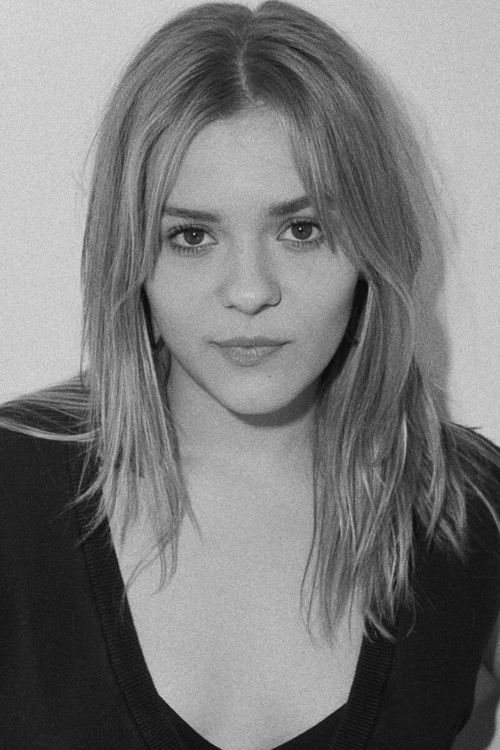 Photo of Maisy Stella