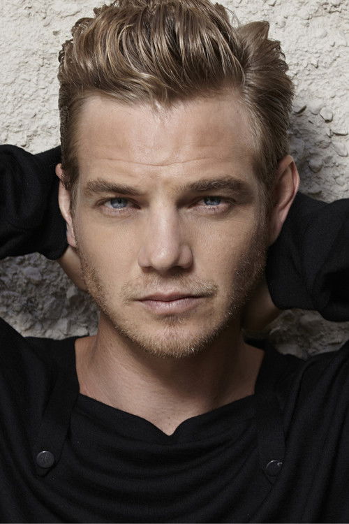 Photo of Taylor Handley