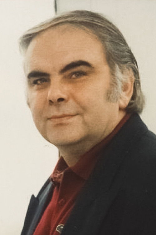 Photo of Enis Fosforoğlu
