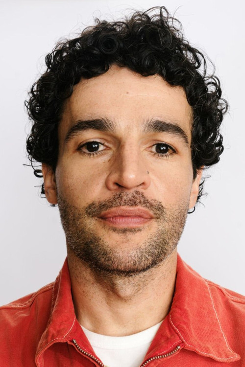Photo of Christopher Abbott