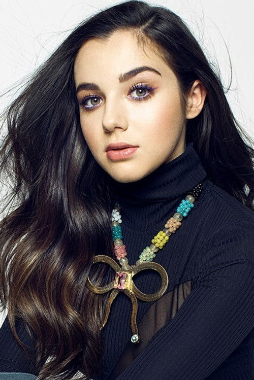 Photo of Alexa Nisenson