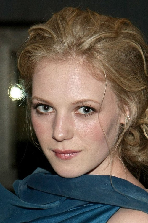 Photo of Emma Bell