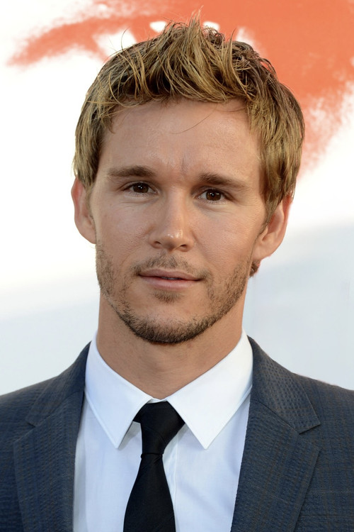 Photo of Ryan Kwanten