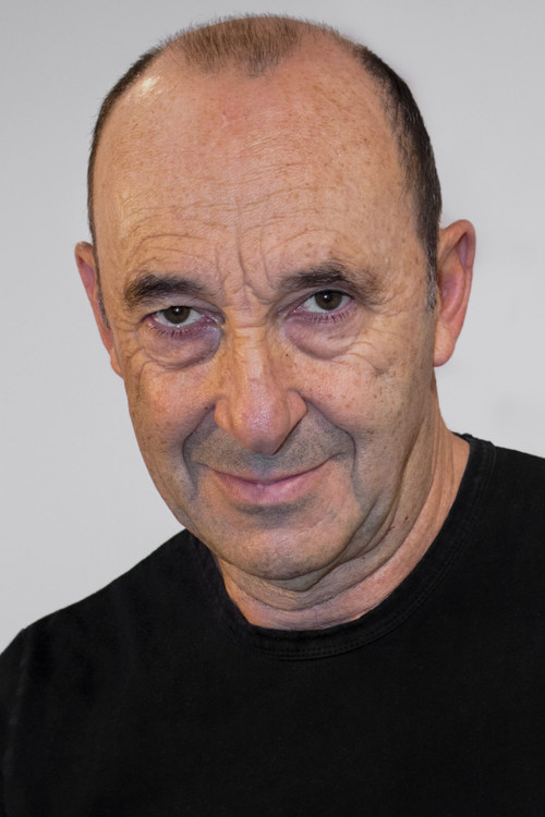 Photo of Manuel Manquiña