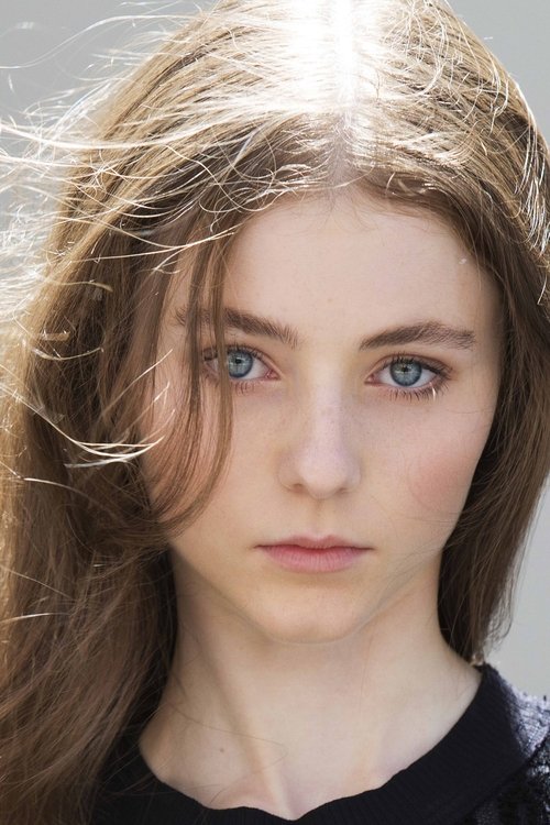 Photo of Thomasin McKenzie