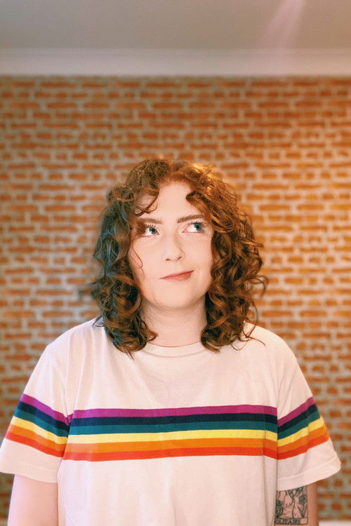 Photo of Alice Oseman