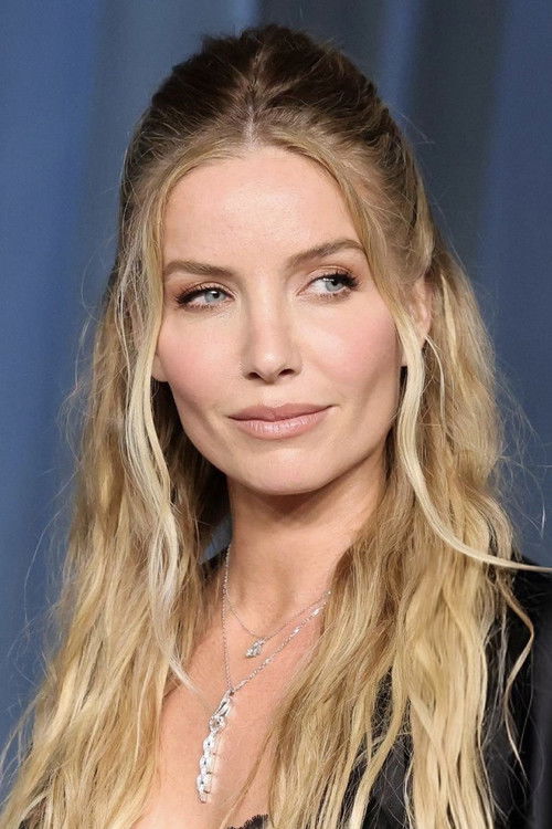 Photo of Annabelle Wallis