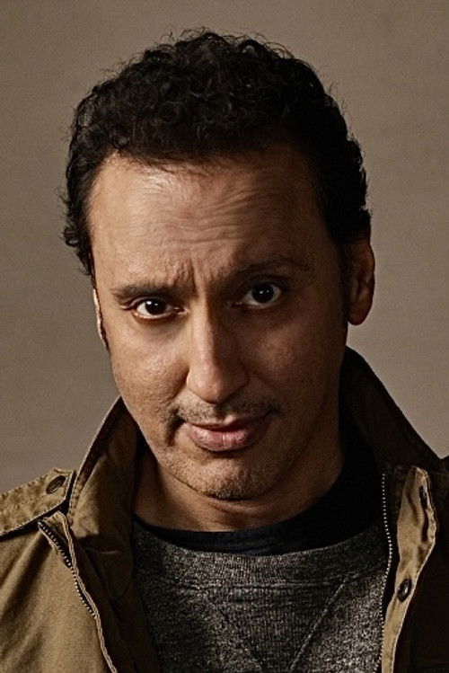 Photo of Aasif Mandvi