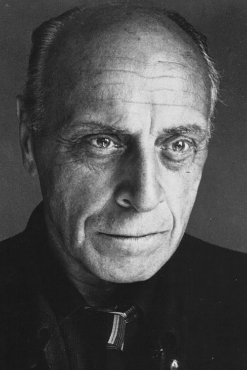 Photo of George Coulouris