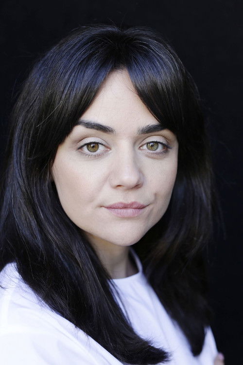 Photo of Hayley Squires
