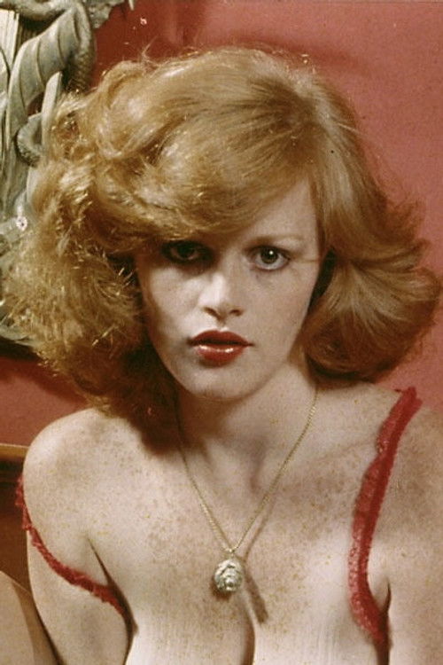 Photo of Lisa De Leeuw