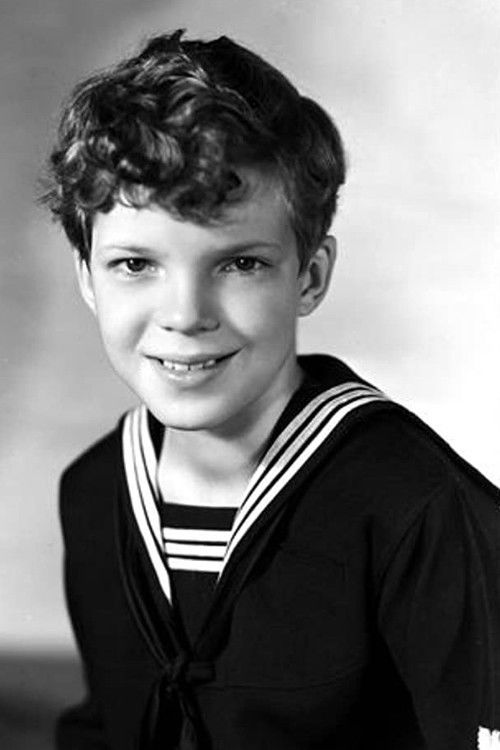 Photo of Raymond Roe