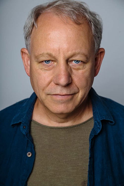 Photo of Brad Greenquist