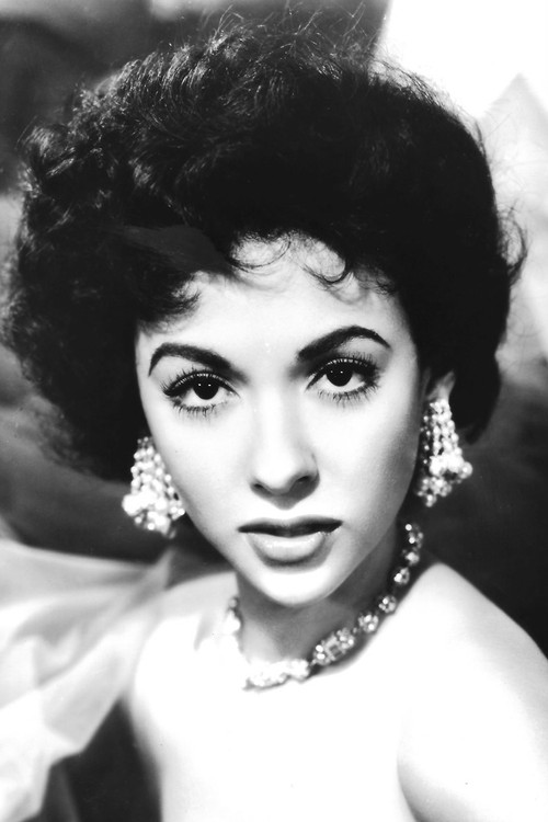 Photo of Rita Moreno