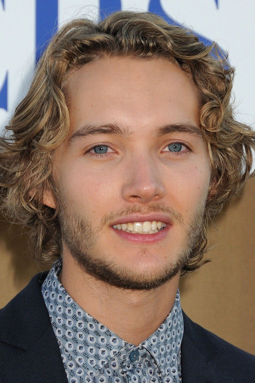 Photo of Toby Regbo