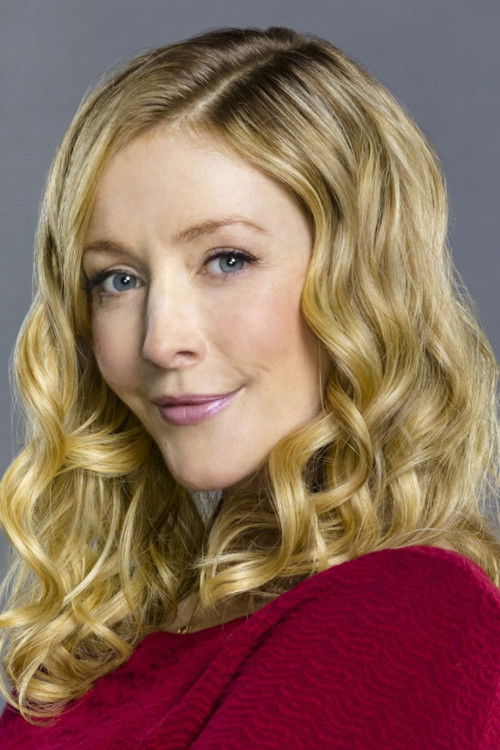Photo of Jennifer Finnigan