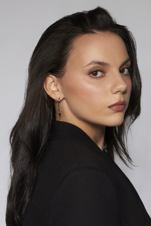 Photo of Dafne Keen