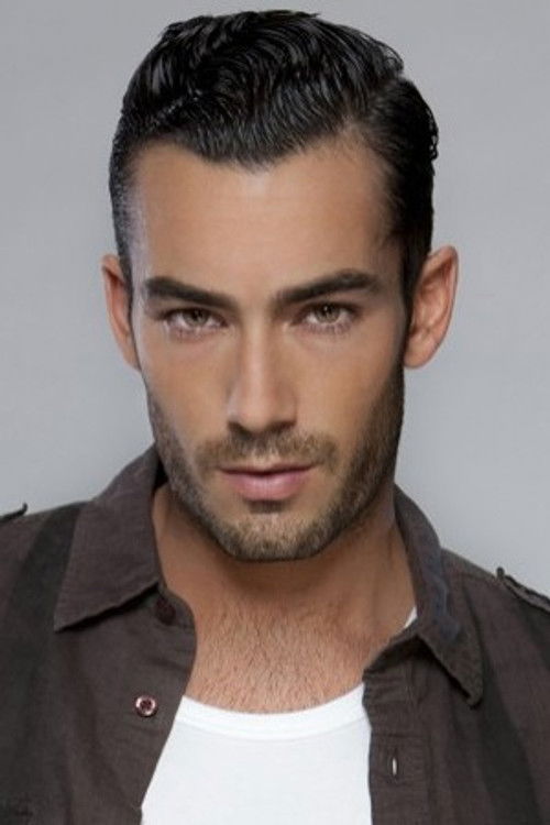 Photo of Aarón Díaz