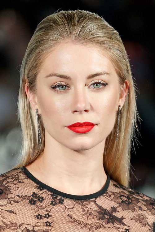 Photo of Jennifer Holland