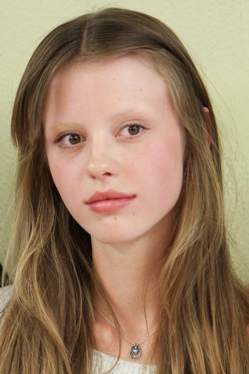 Photo of Mia Goth