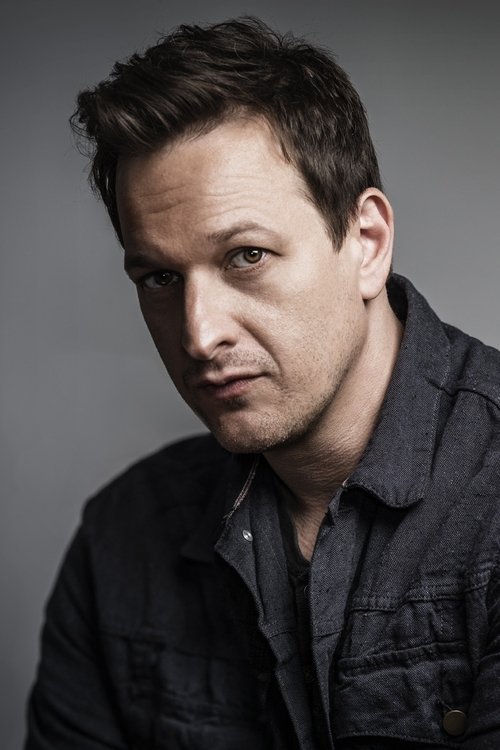 Photo of Josh Charles
