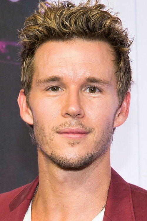 Photo of Ryan Kwanten