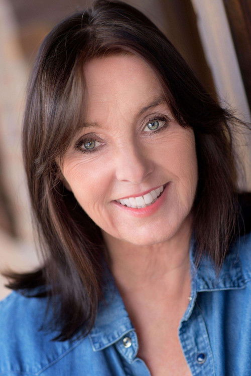 Photo of Elli Maclure