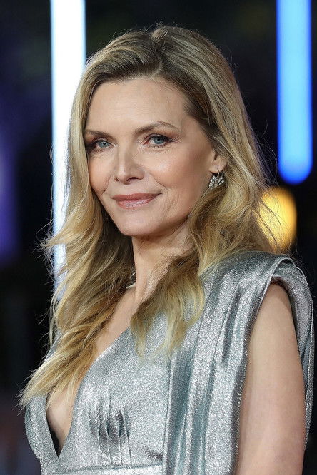 Photo of Michelle Pfeiffer
