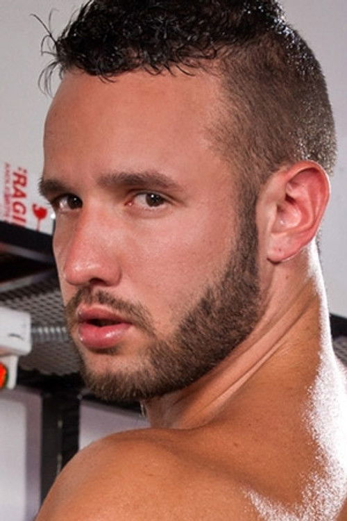 Photo of Aaron Steele