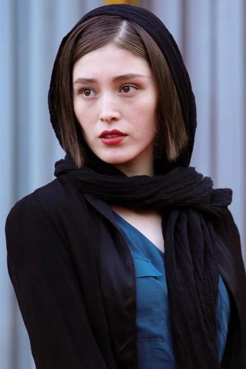 Photo of Fereshteh Hosseini