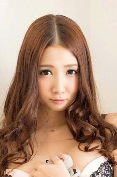 Photo of Ayaka Tomoda