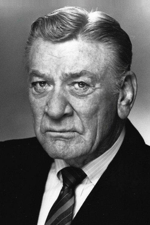 Photo of Kenneth Tobey