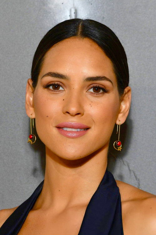Photo of Adria Arjona