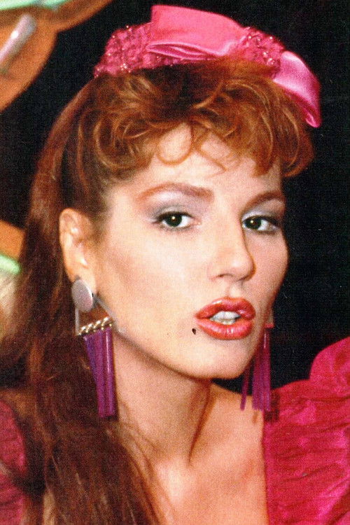 Photo of Tinì Cansino