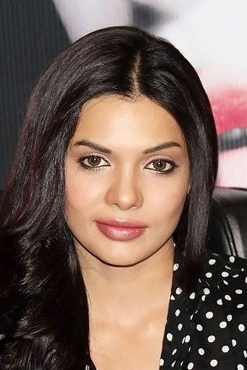 Photo of Sara Loren